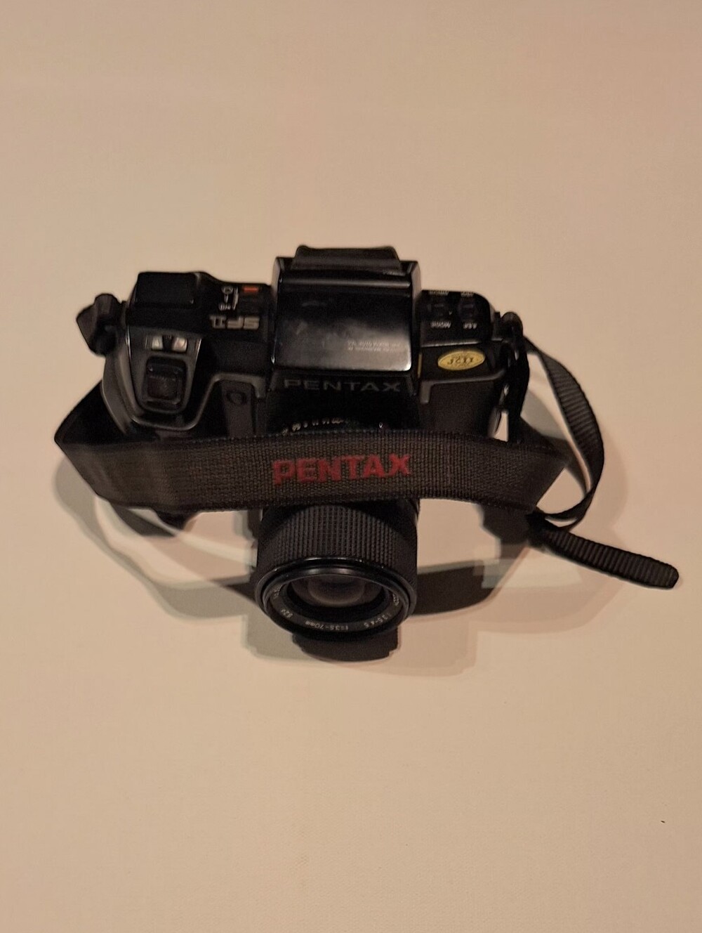 PENTAX SF1 35mm Film Camera w/ Pentax-F 35-70mm Zoom Lens